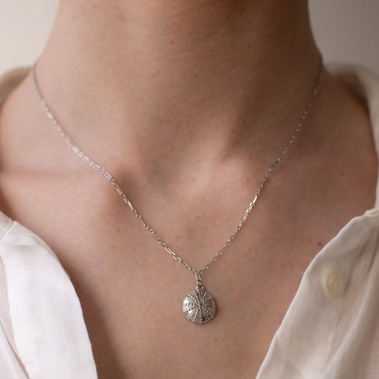 Sterling Silver Kina Necklace