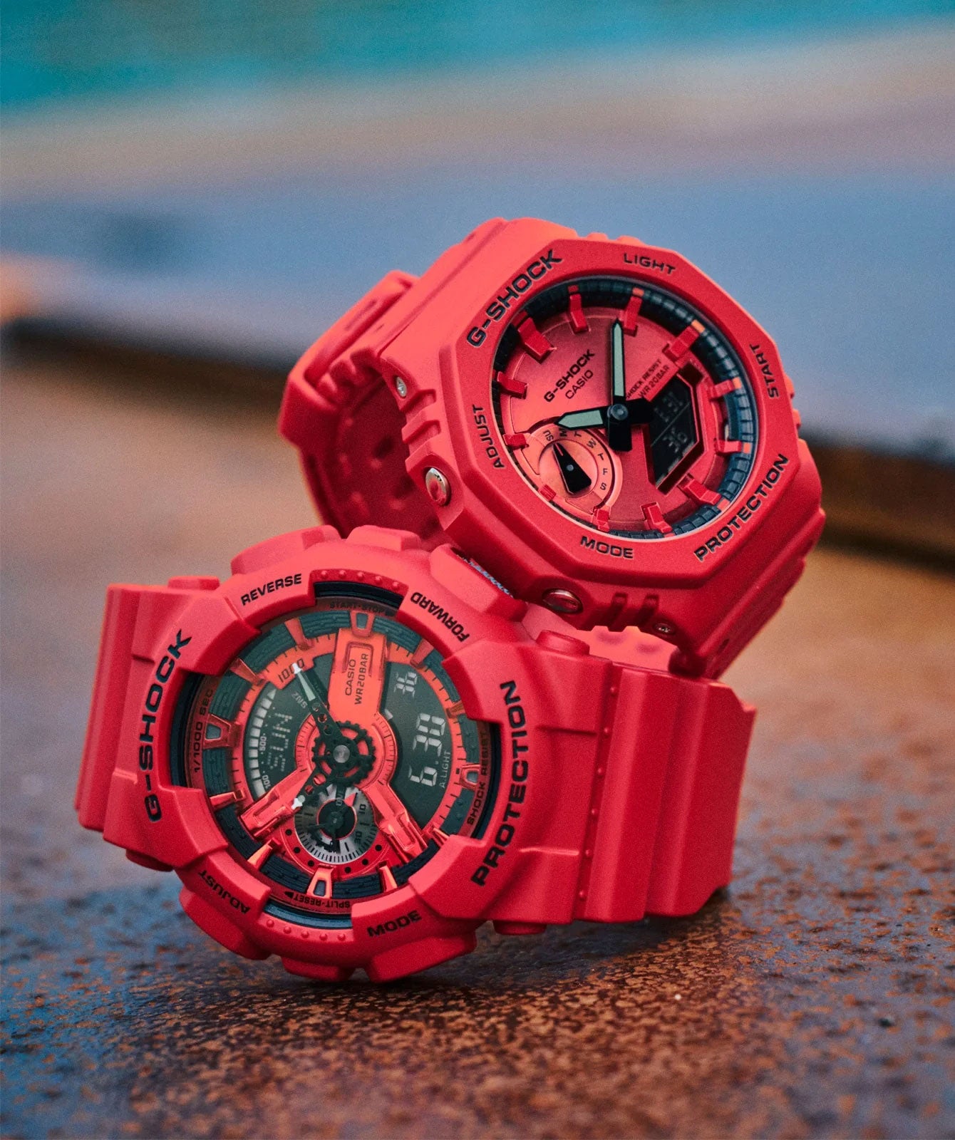 G-Shock - Iconic Red Series - DW6900RRB-4D