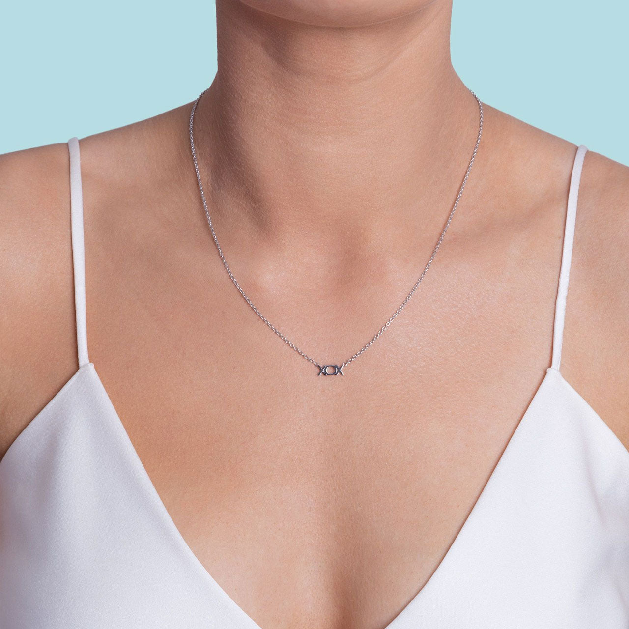 Lil Hug and Kisses Pendant