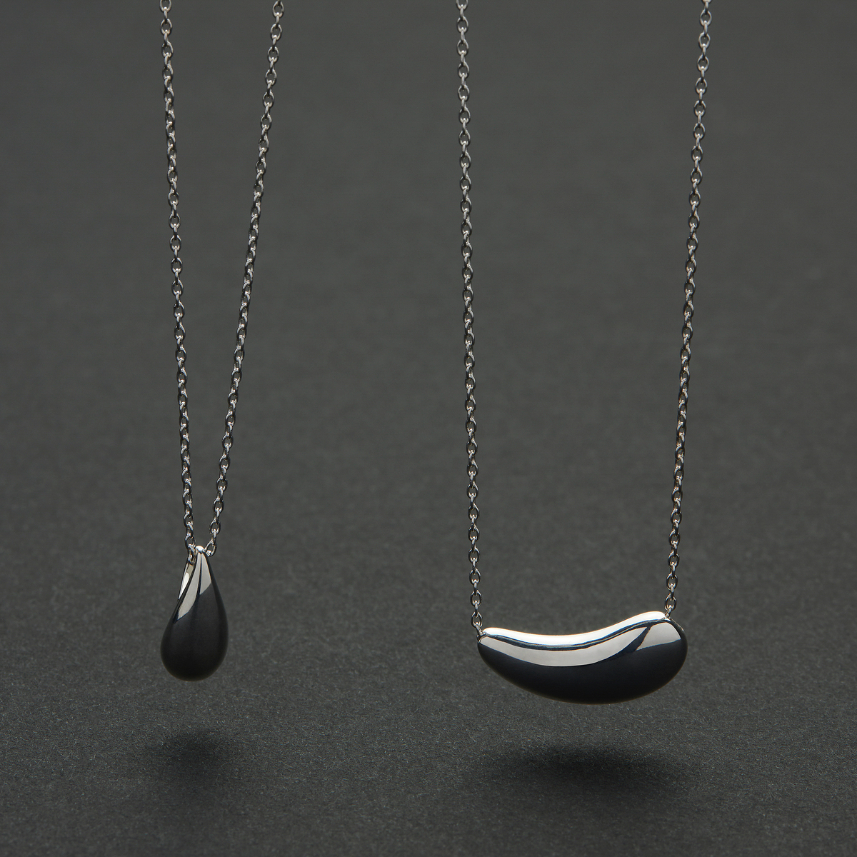 Eau Necklace