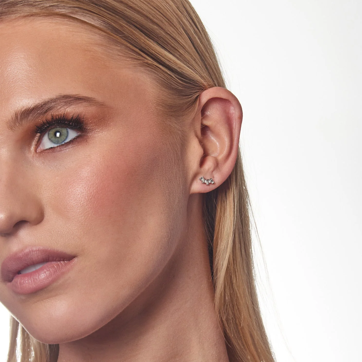 9k White Gold 0.15ct Diamond Earrings