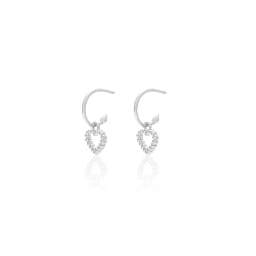 Superfine / Cutout Heart Hoops / Silver