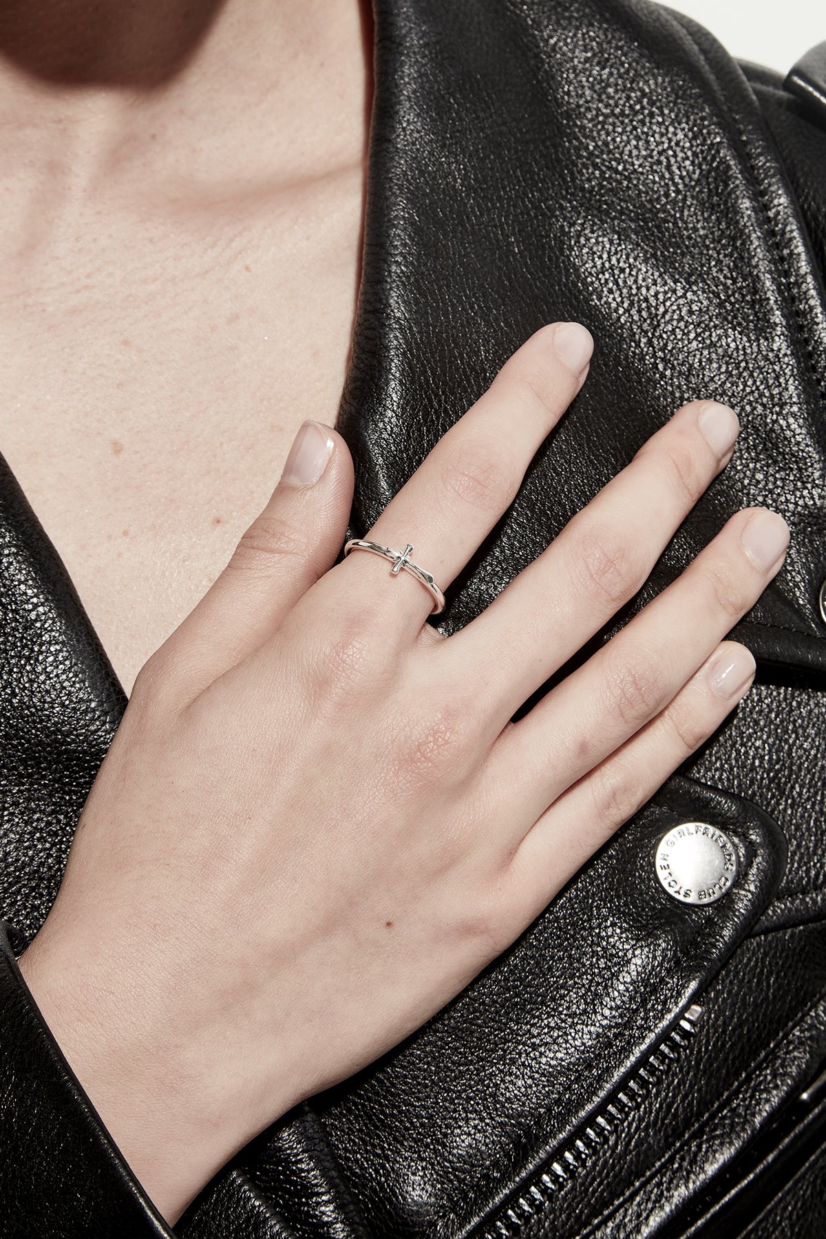 Micro Gothic Cross Ring