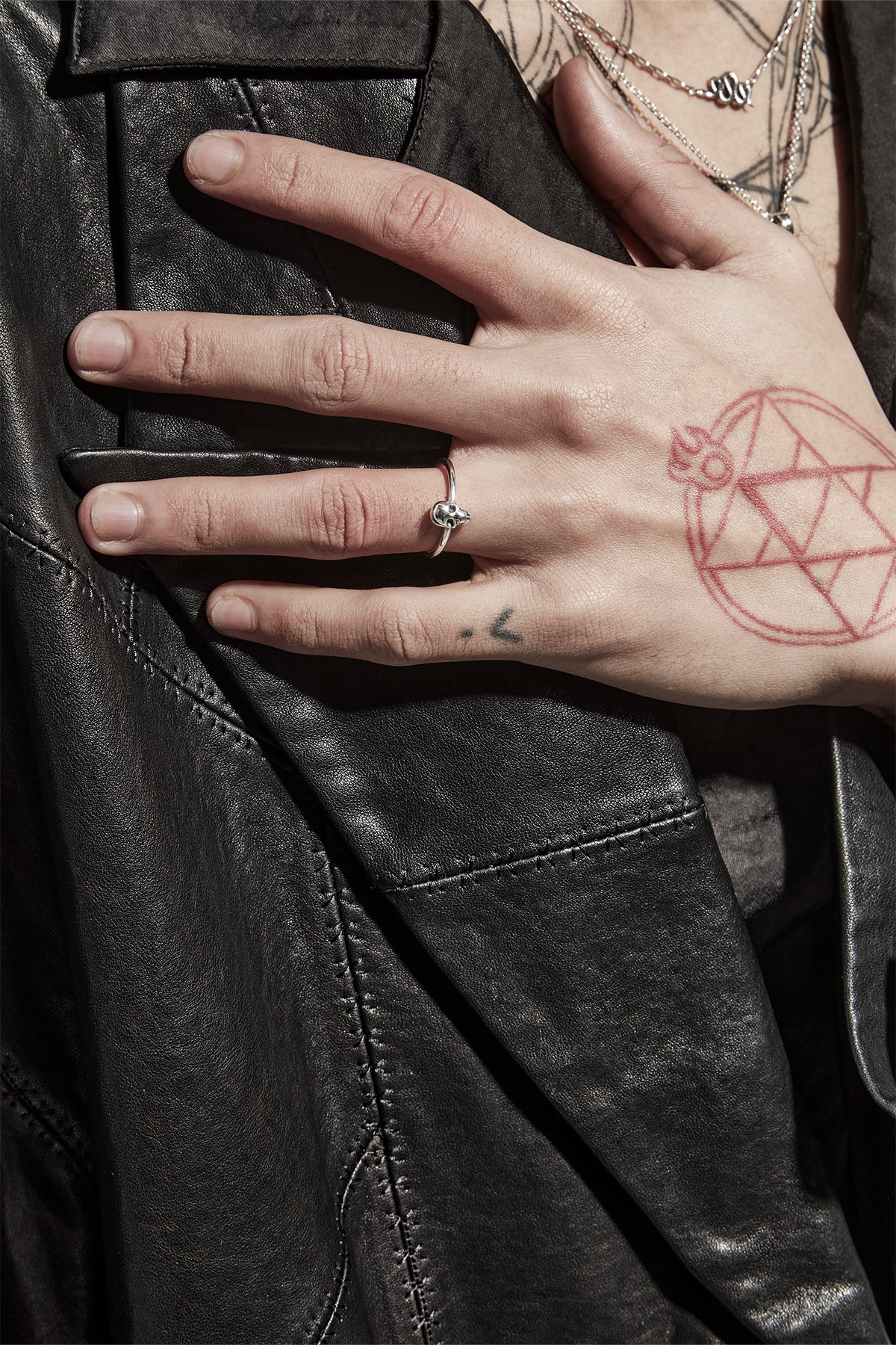 Micro Skull Ring