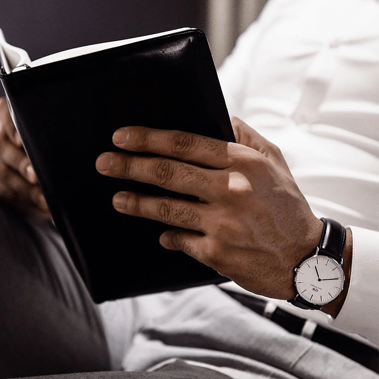 Classic 40 Sheffield Silver White Dial Watch