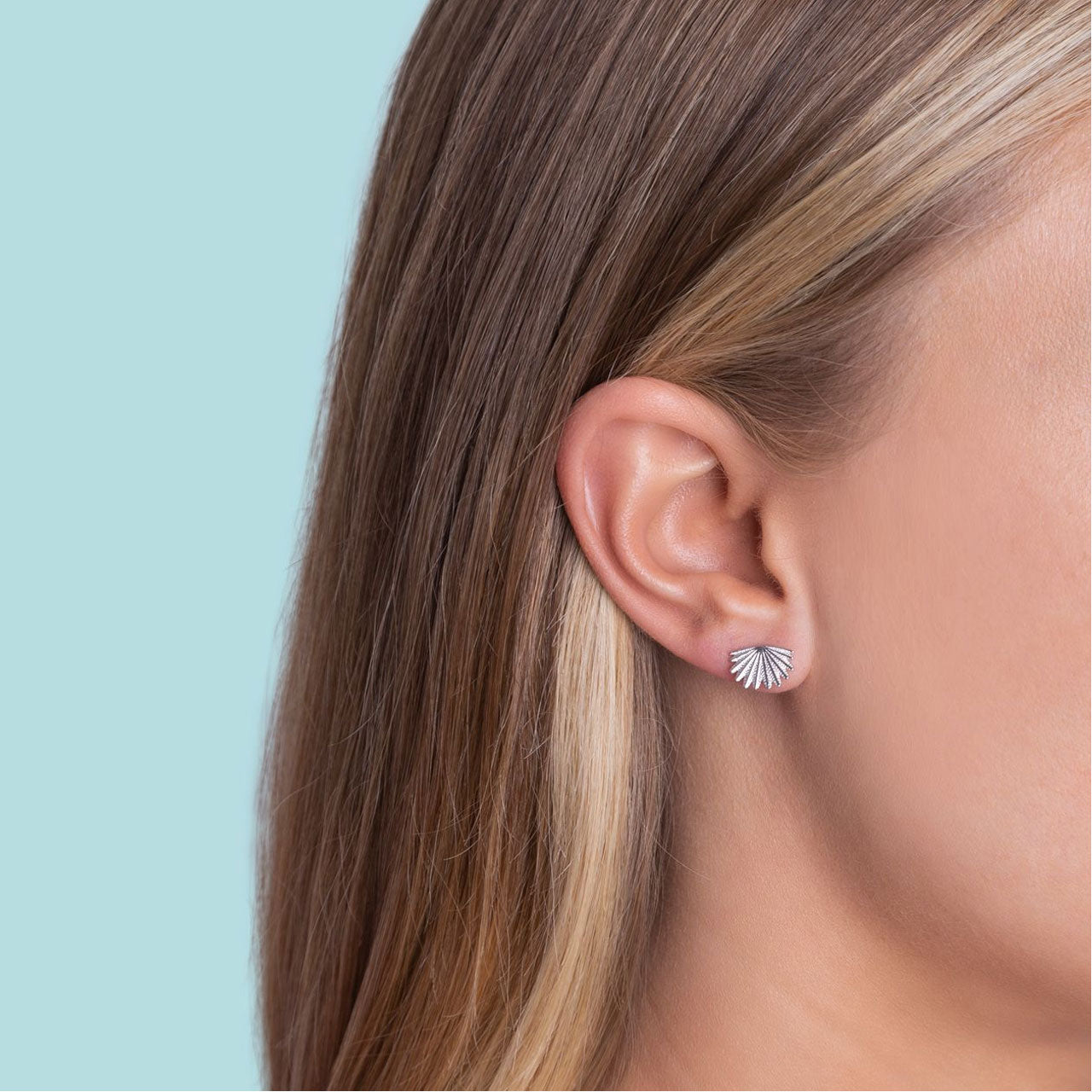 Mini Fan Tail Stud Earrings