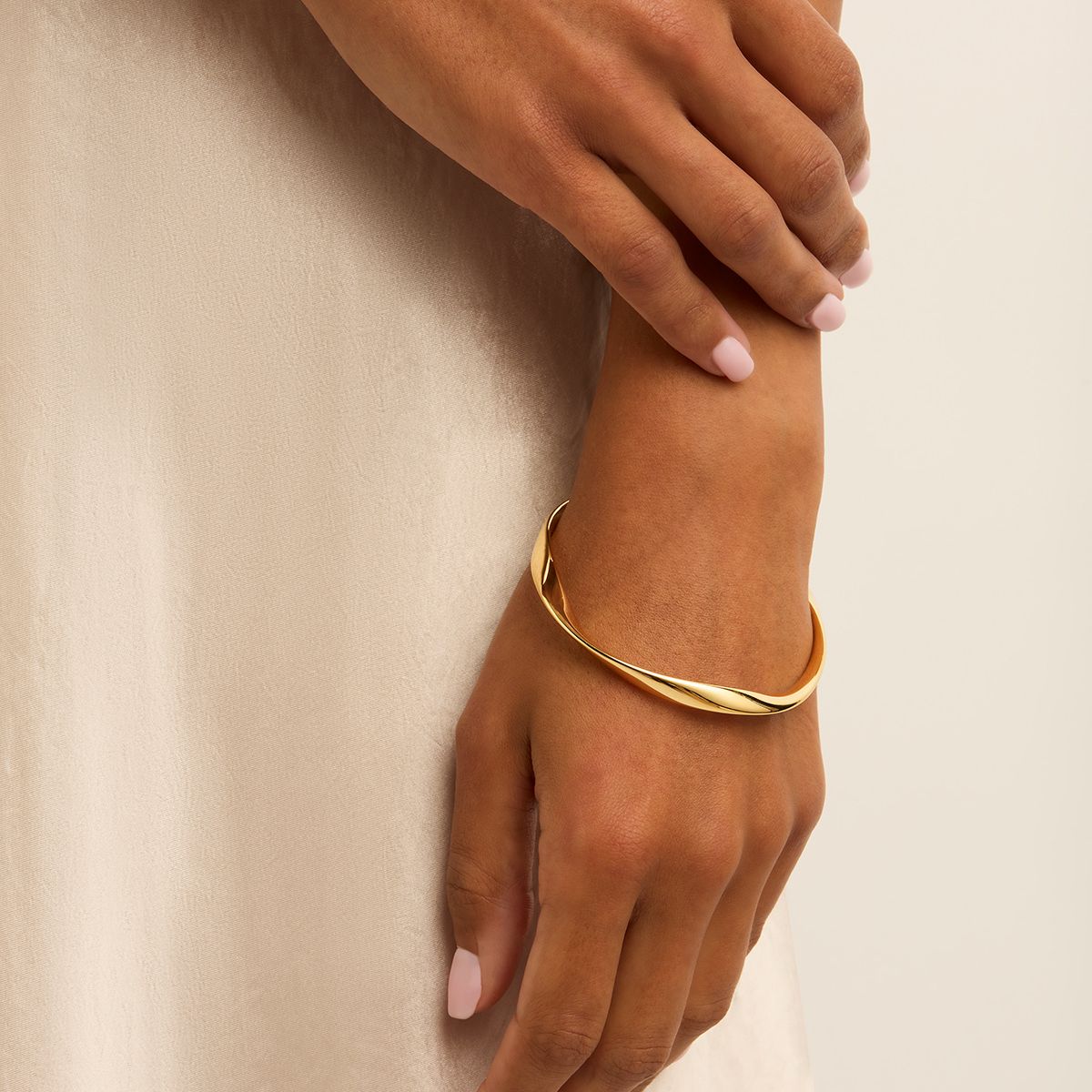 Large Garden of Eden Bangle - Gold Plated