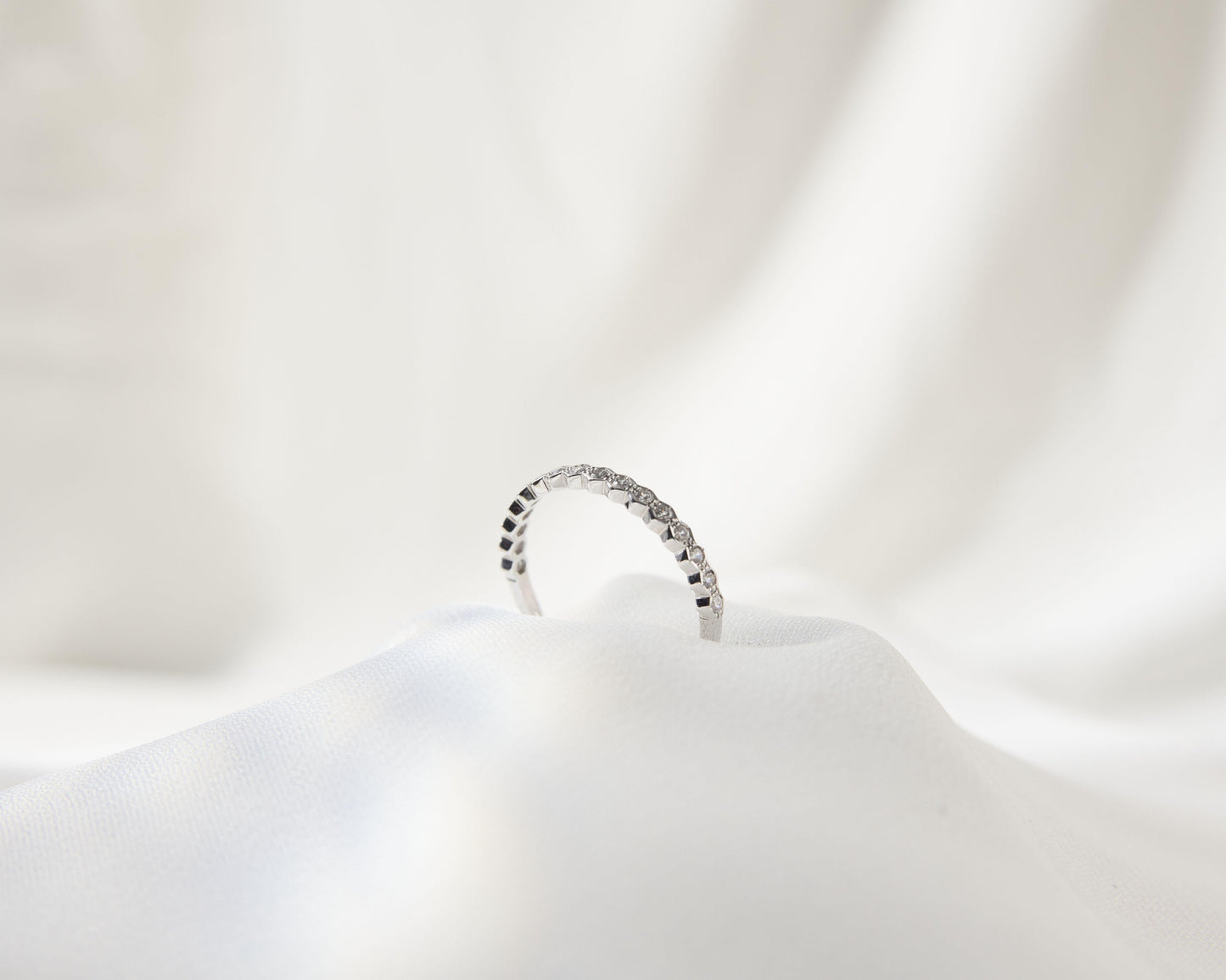 Honour Band - Diamond - 9k White Gold - Jamies Jewellers