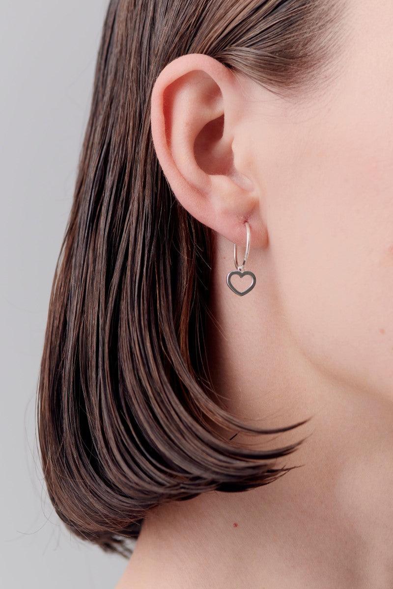 Sterling Silver Mini Heart Sleepers - Jamies Jewellers
