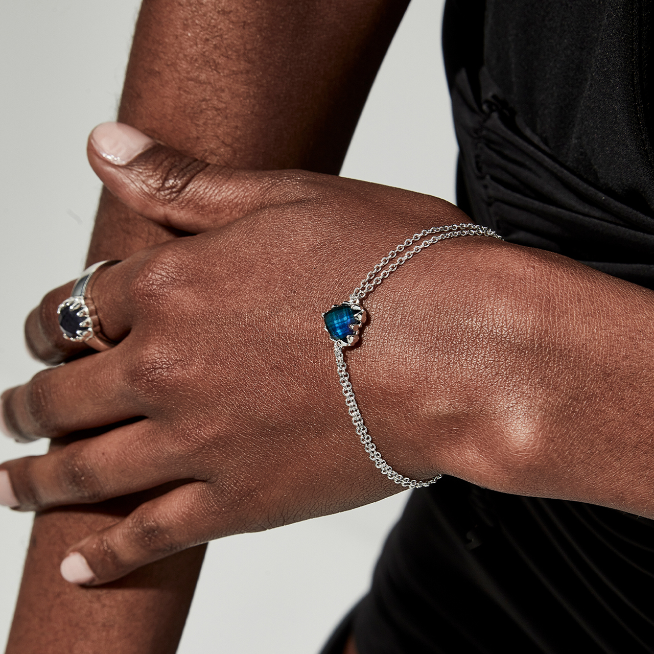 Love Claw Bracelet - Mood Crystal