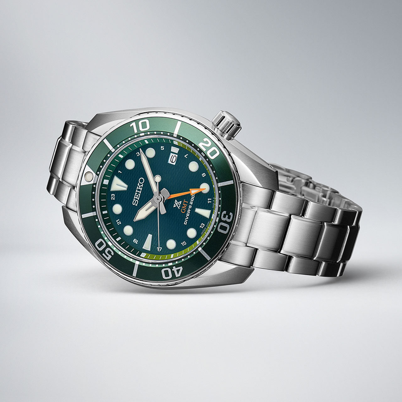 SFK003J - Prospex Seascape ‘SUMO’ Solar GMT Divers Watch