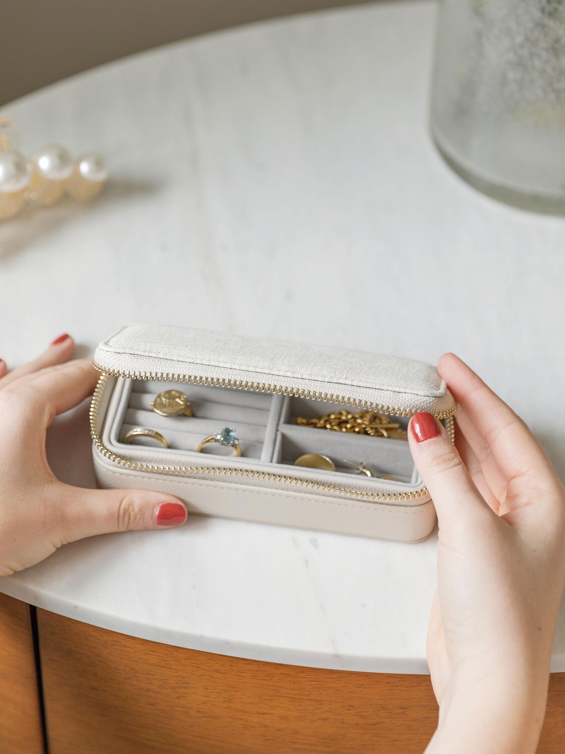 Oatmeal & Linen Zipped Travel Jewellery Box