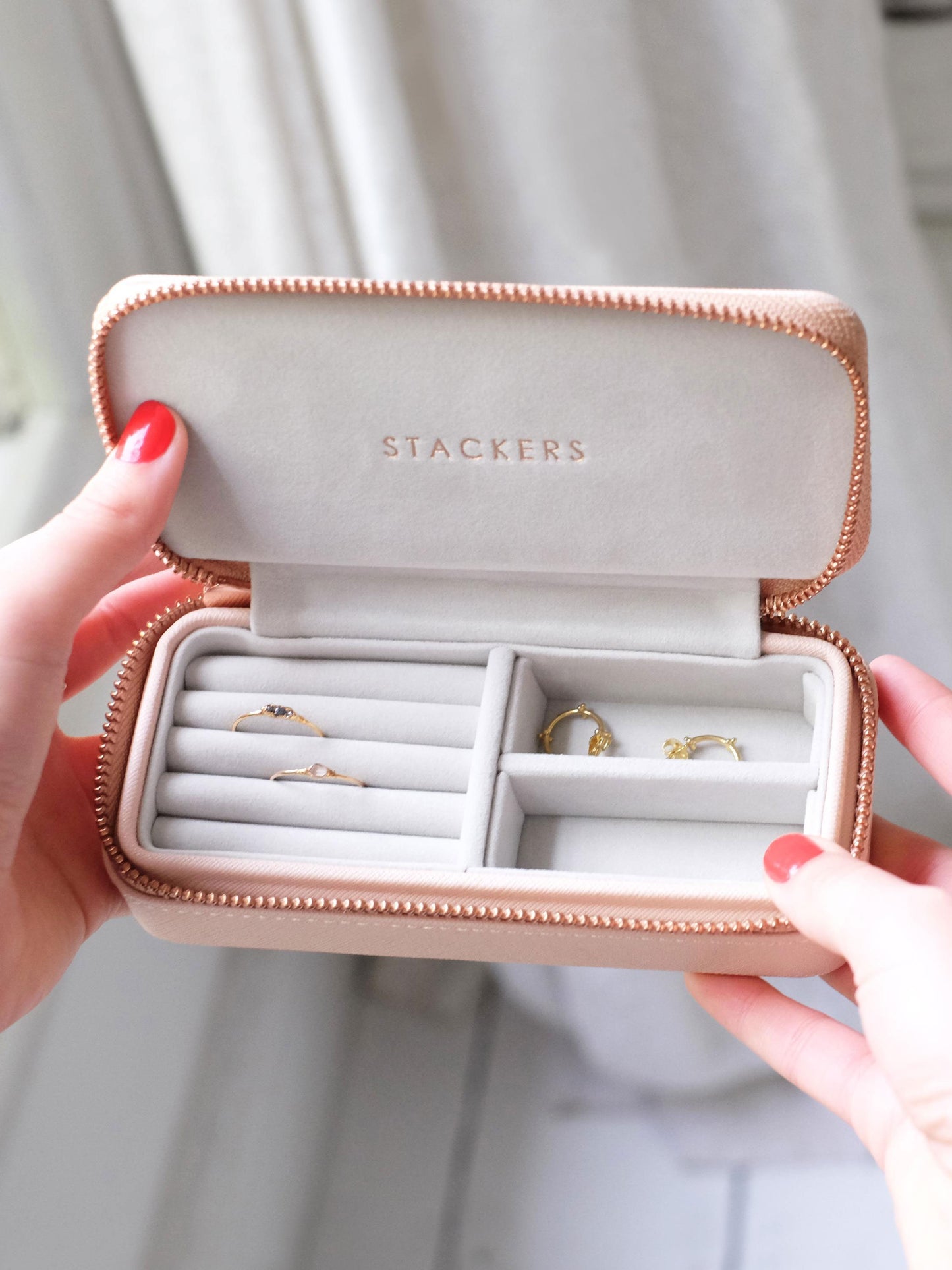 Blush Medium Travel Jewellery Box
