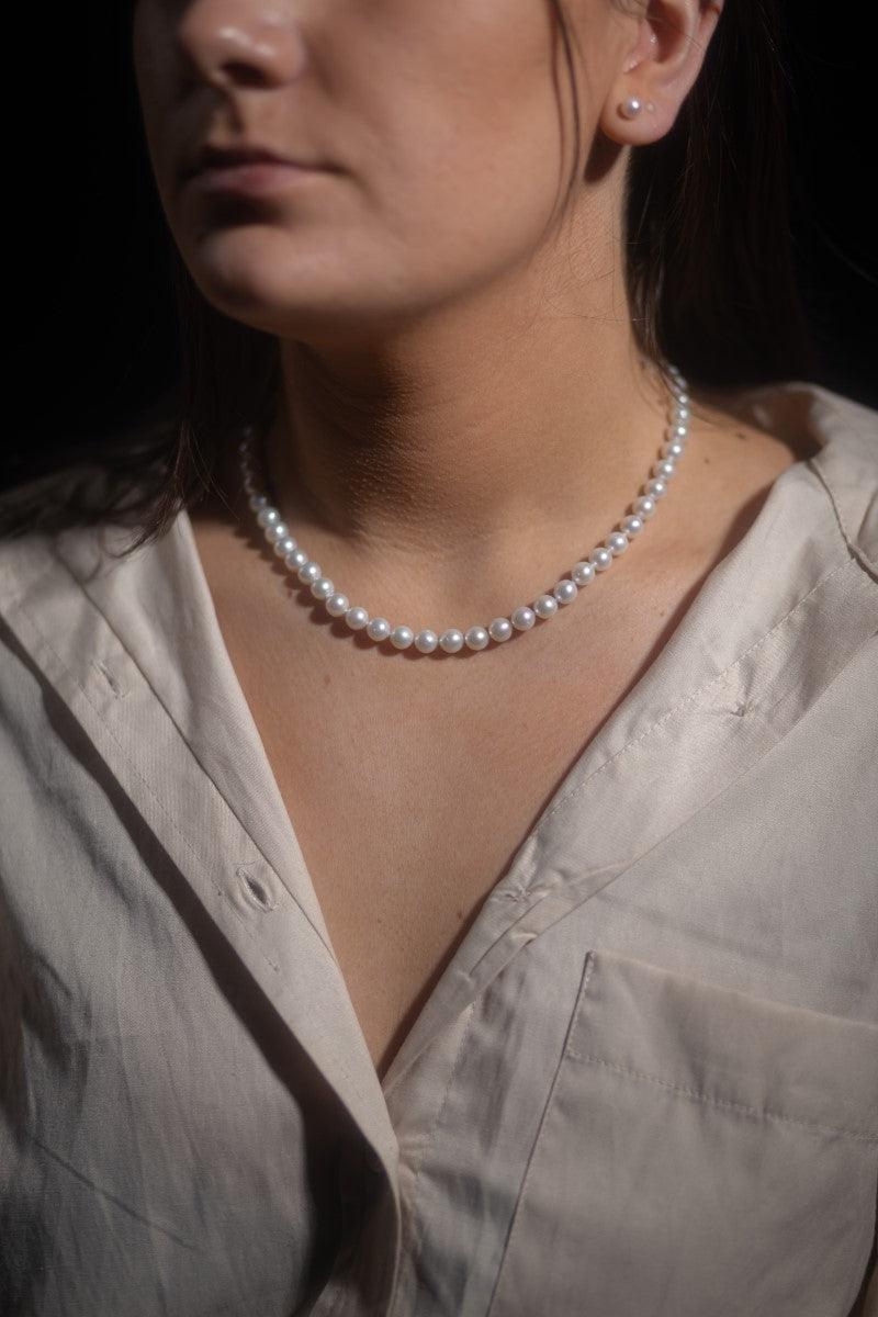 Fresh Water 7-7.5mm Semi Round Pearl 45cm Knotted Necklace