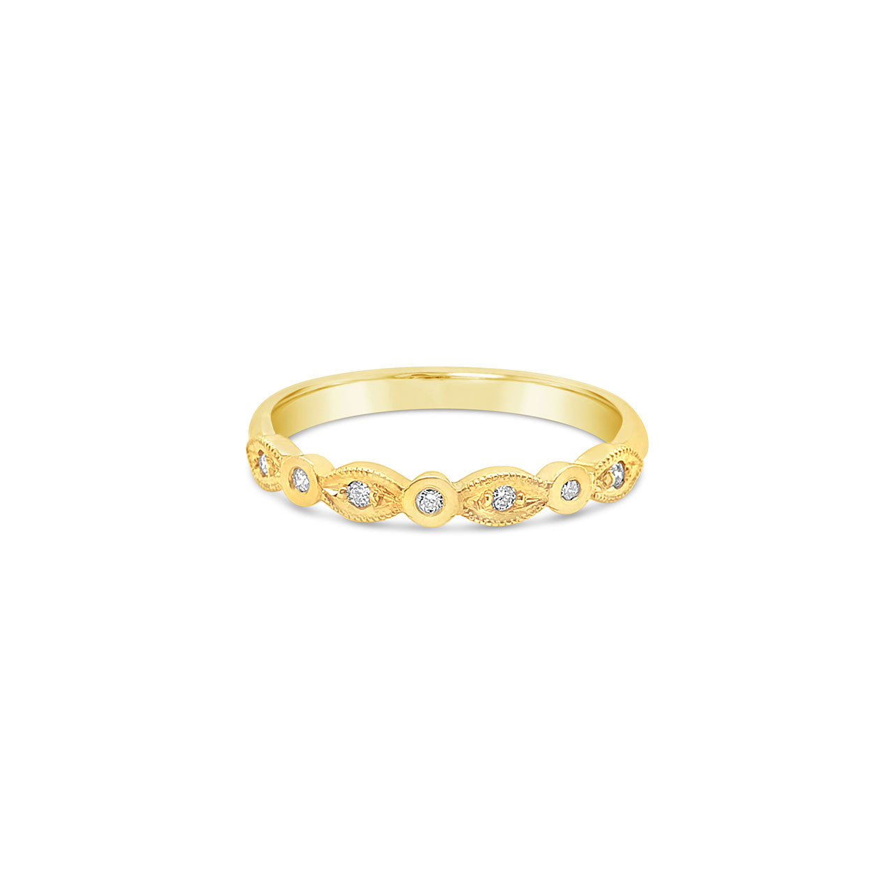 9k Yellow Gold 0.7ct Diamond Vintage Style Band