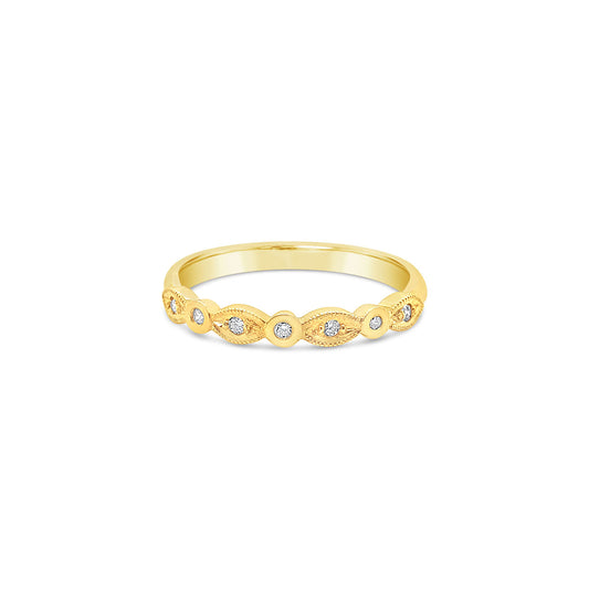 9k Yellow Gold 0.7ct Diamond Vintage Style Band