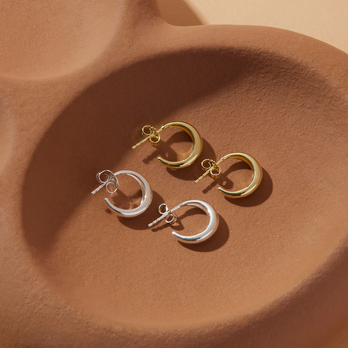 La Muse Stud Earrings - Gold Plated