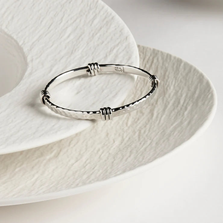 Silver Amarres Bangle (64mm)