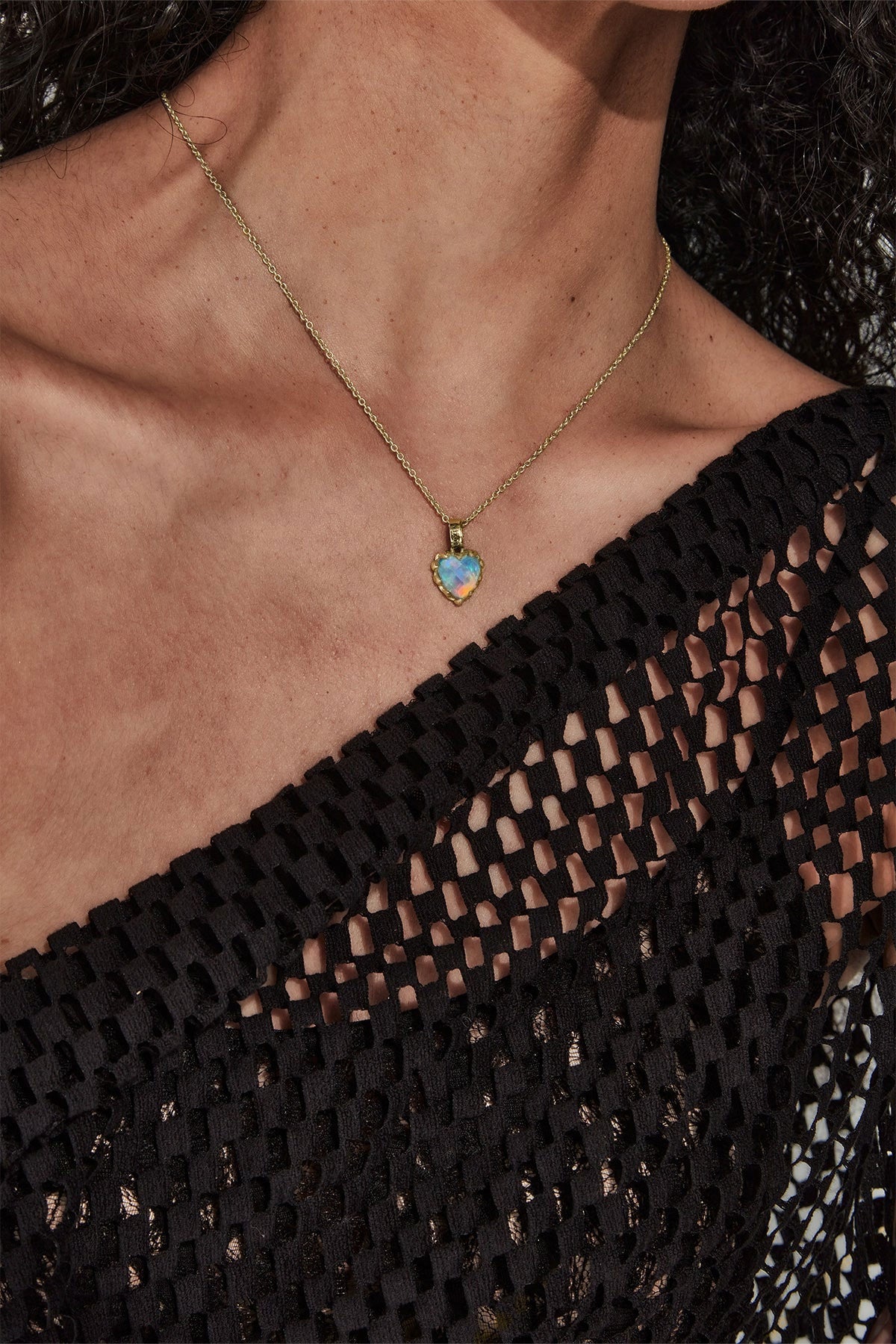 Love Claw Necklace Bello Opal - Gold Plated