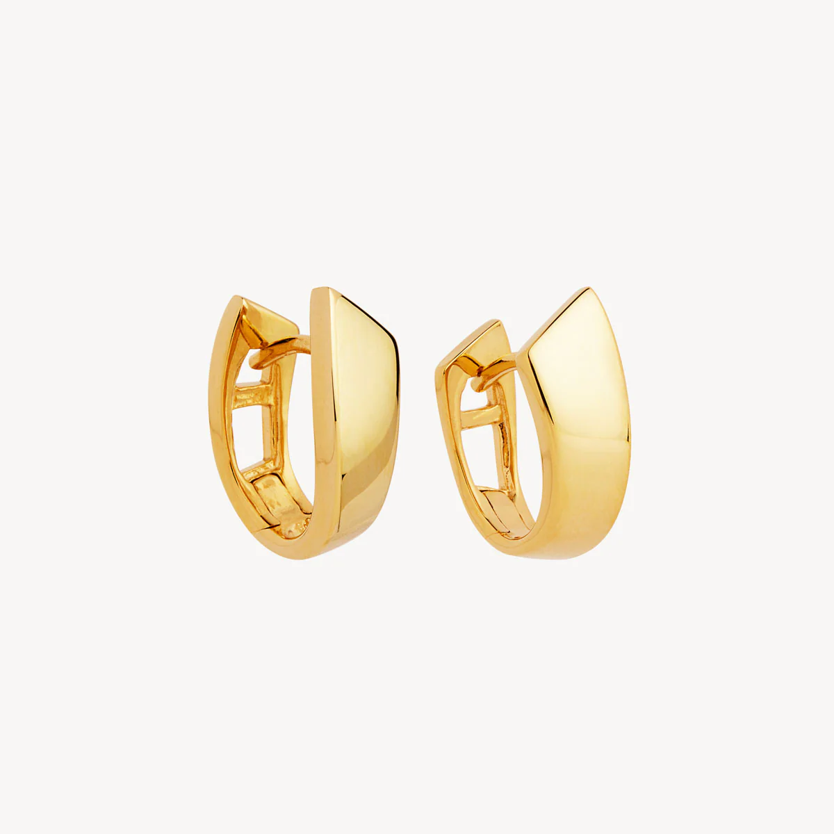Versailles Huggie Earrings - Yellow Gold Plated