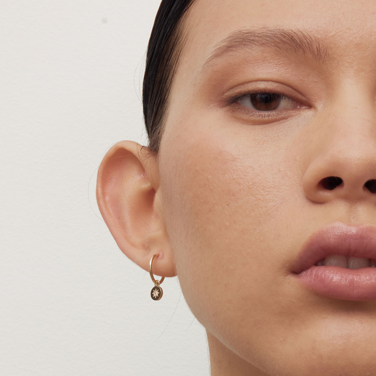 Sterling Silver Lulu Signature Hoops - African Garnet