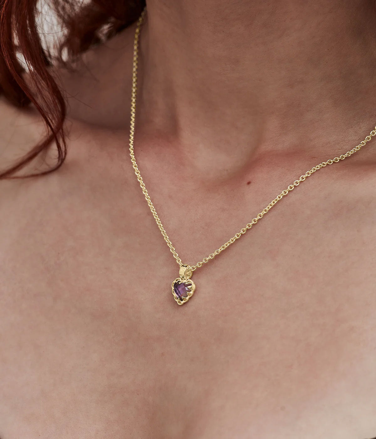 Mini Love Claw Necklace Mystic Quartz - Gold Plated