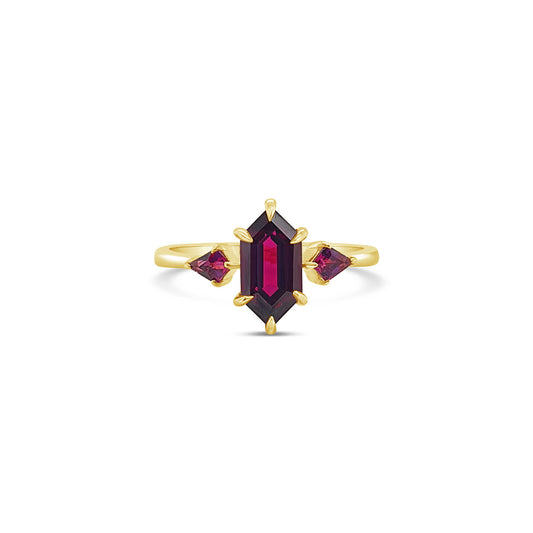 9k Yellow Gold Rhodolite Garnet 3 Stone Ring