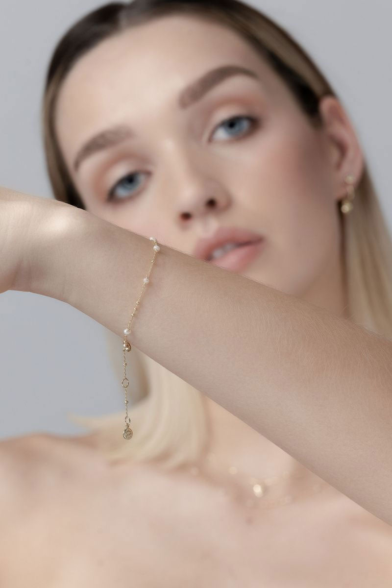 Dotty Bracelet Pearl + Gold