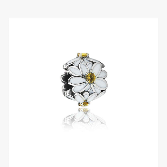 White Daisy (Cherished)