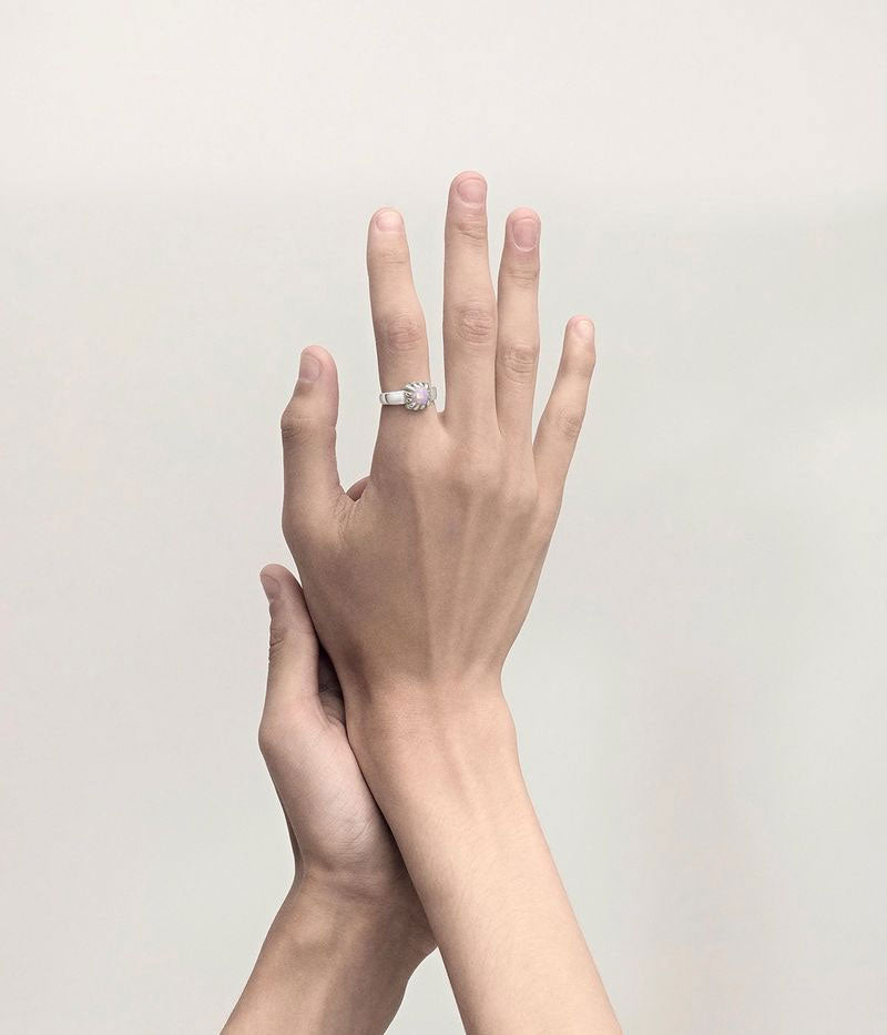 Baby Claw Ring - Size Q