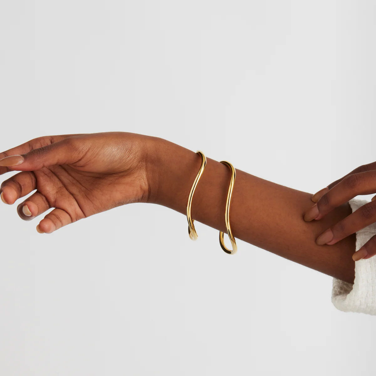 Island of Dreams Bangle - Gold Plated