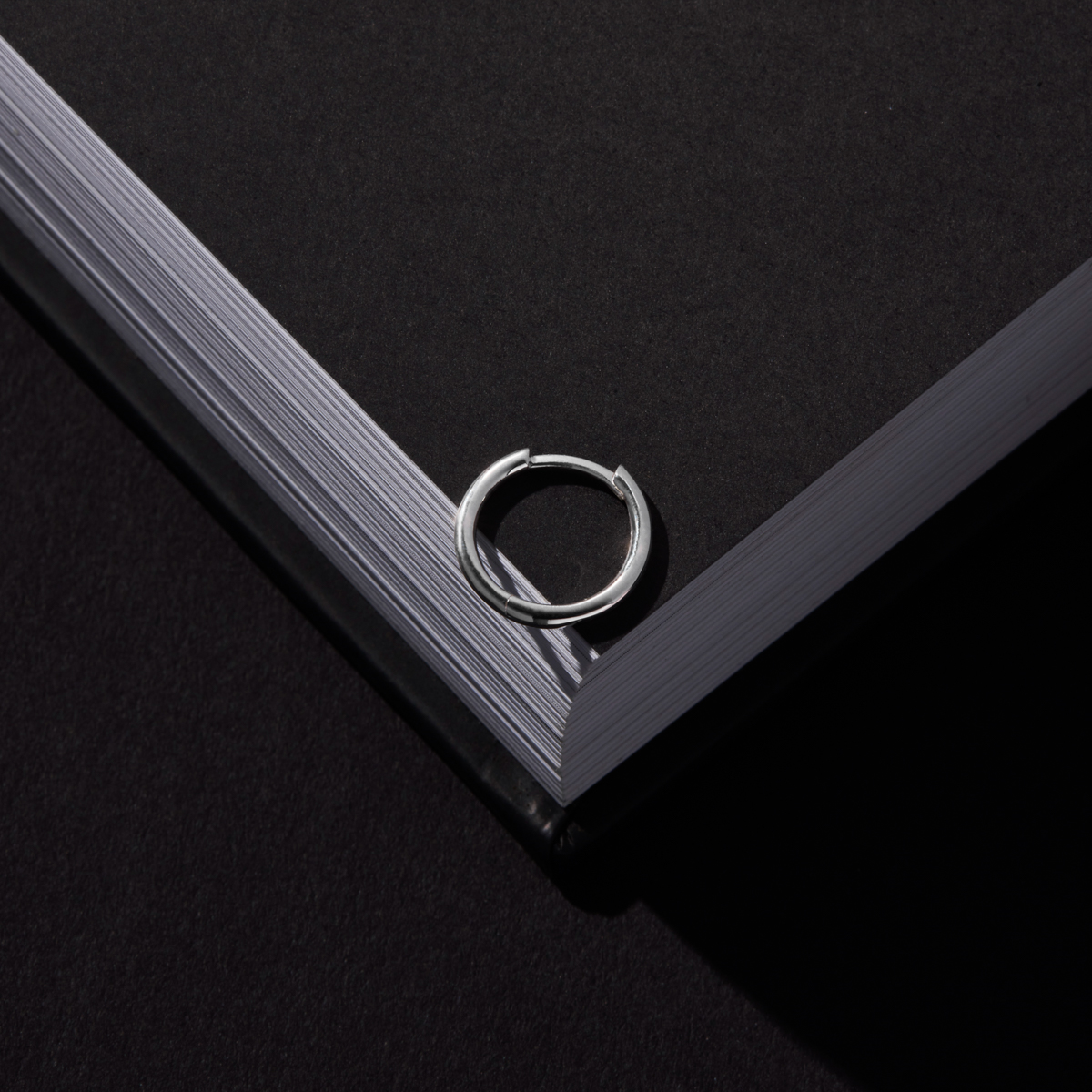 Zephyr Men's Silver Earring